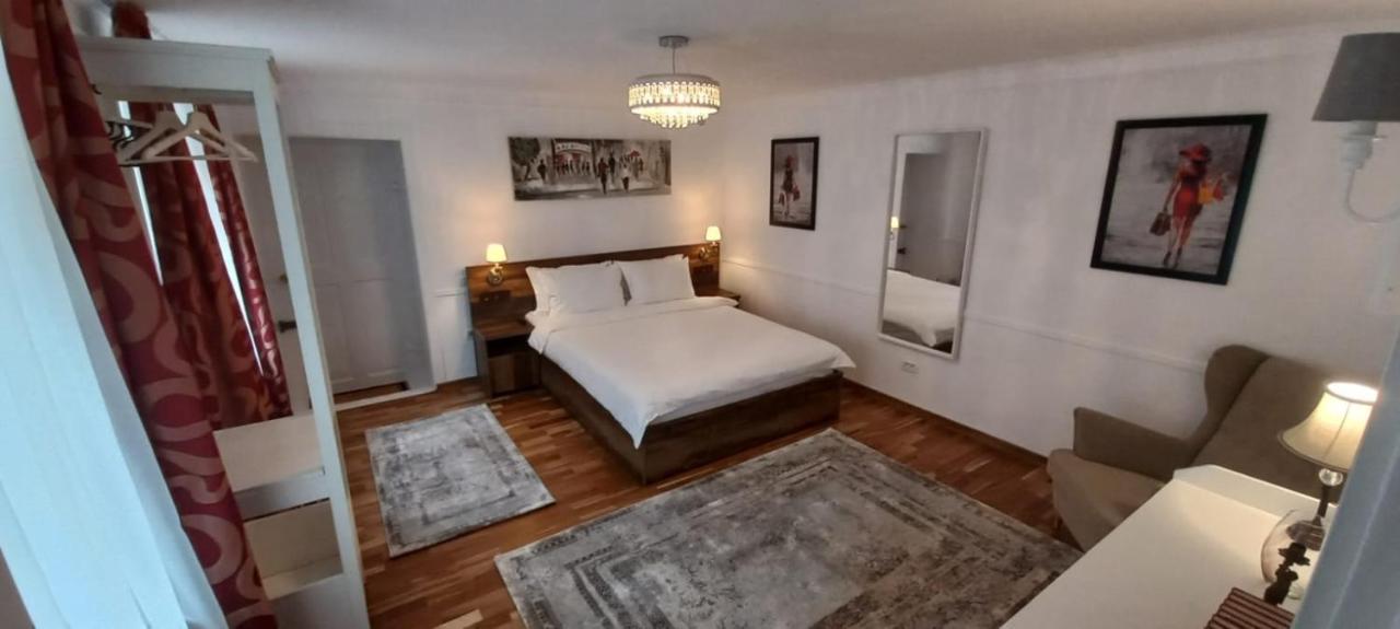 Five Rooms Brašov Exteriér fotografie